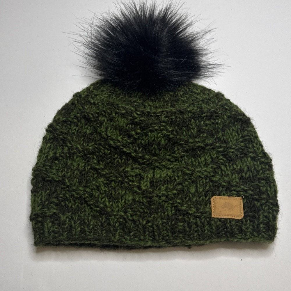 Unbranded Forest Green Chunky‎ Knit Beanie Black Faux Fur Pom Pom Hat One Size